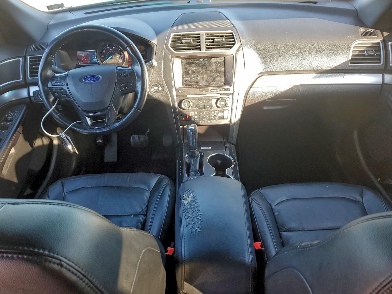 2016 FORD EXPLORER XLT photo 8