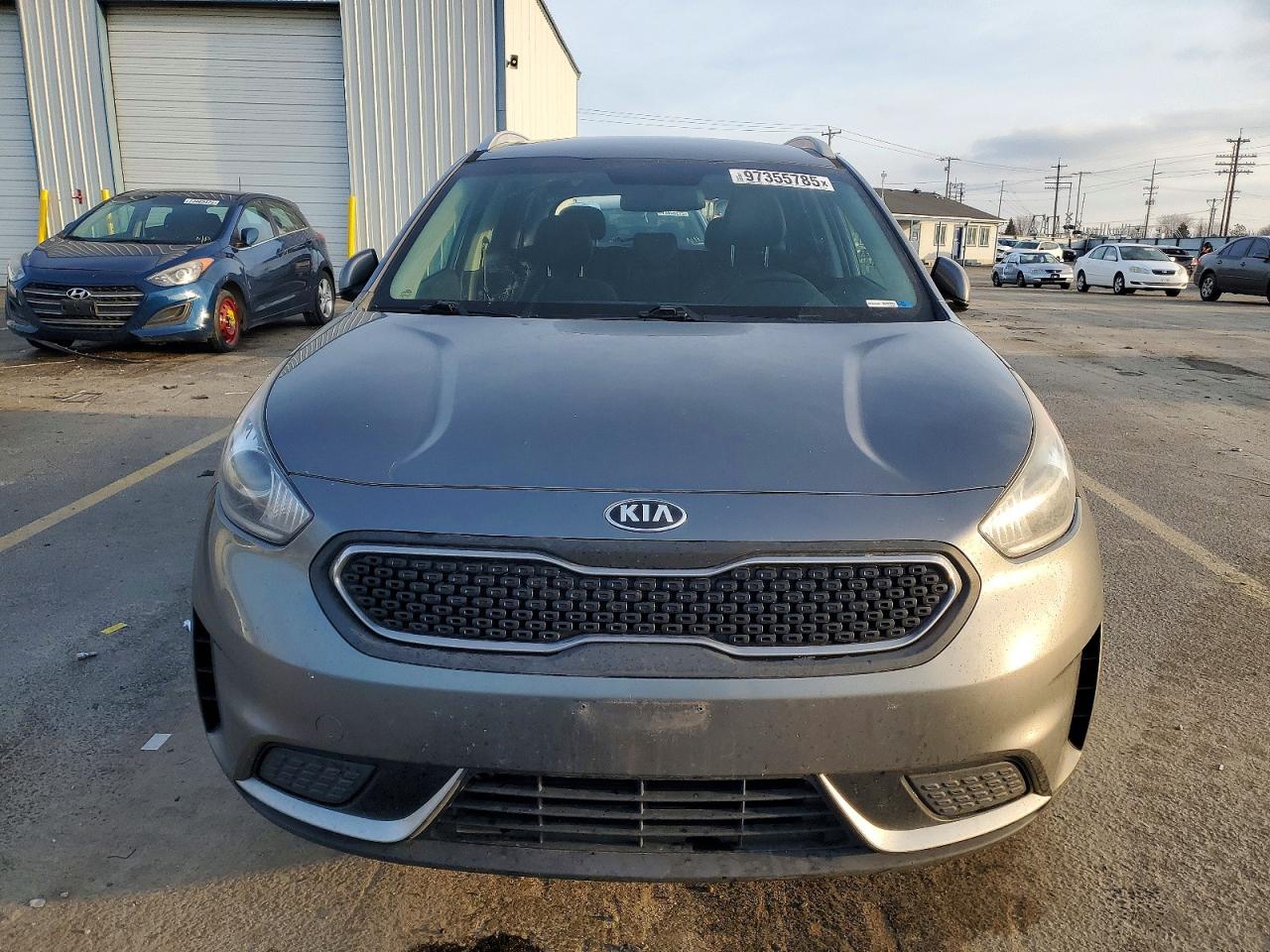 2017 KIA NIRO LX photo 5