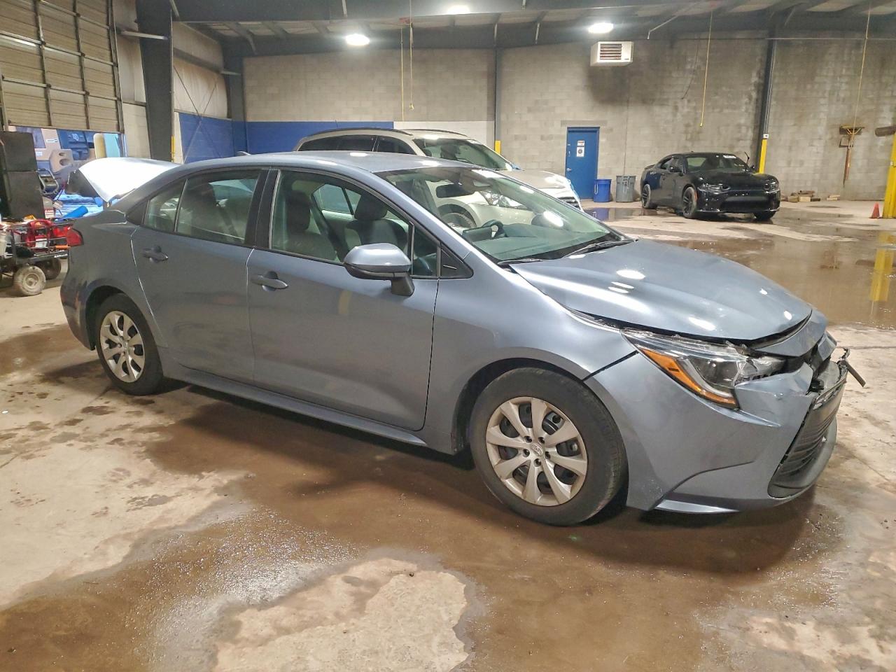 2024 TOYOTA COROLLA LE photo 4