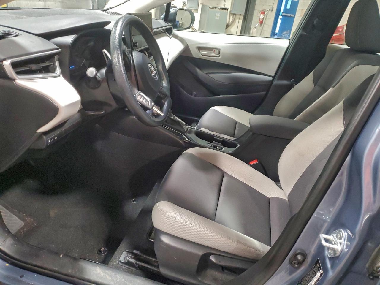 2024 TOYOTA COROLLA LE photo 7
