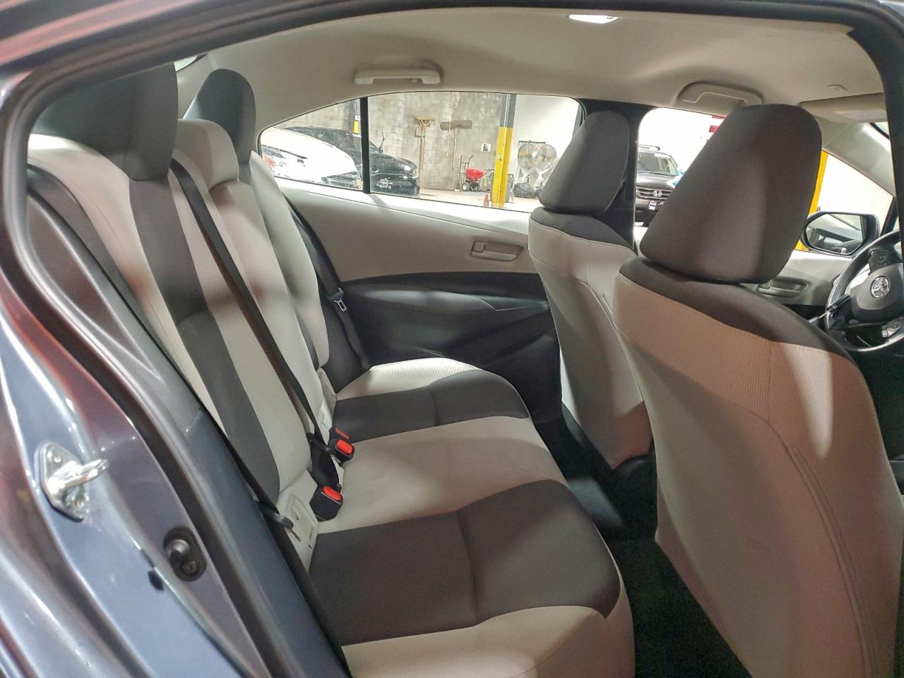 2024 TOYOTA COROLLA LE photo 10