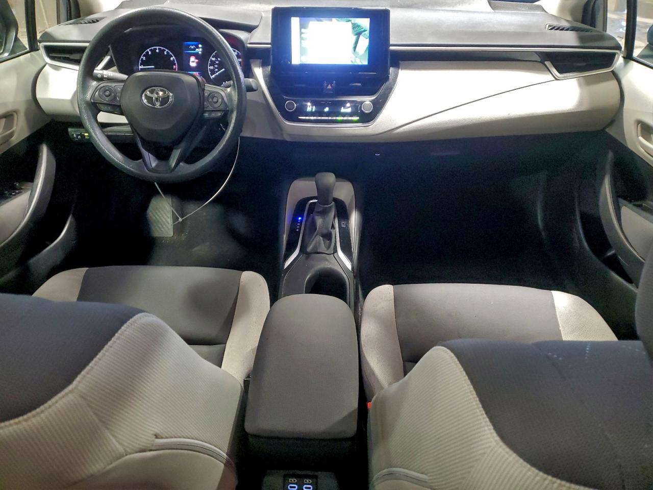 2024 TOYOTA COROLLA LE photo 8