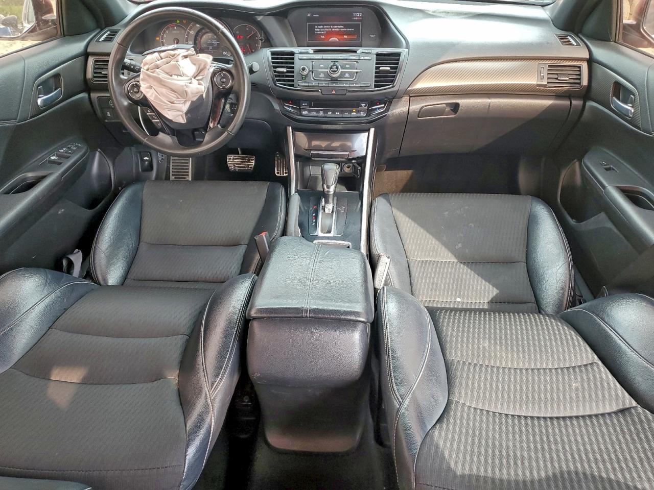 2017 HONDA ACCORD SPORT photo 15