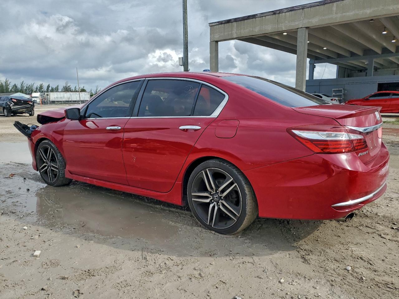 2017 HONDA ACCORD SPORT photo 3