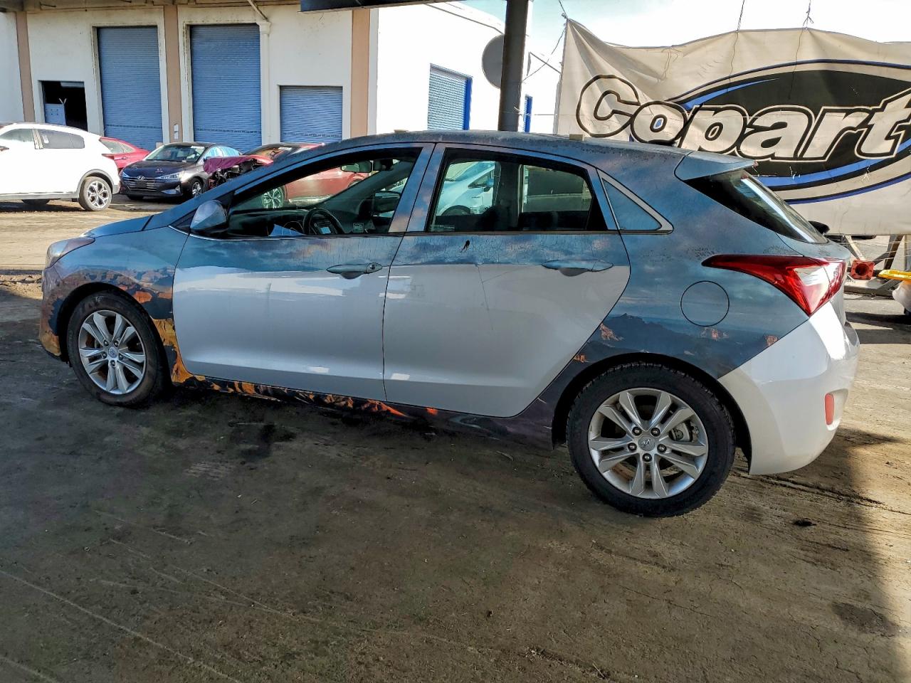 2016 HYUNDAI ELANTRA GT photo 2