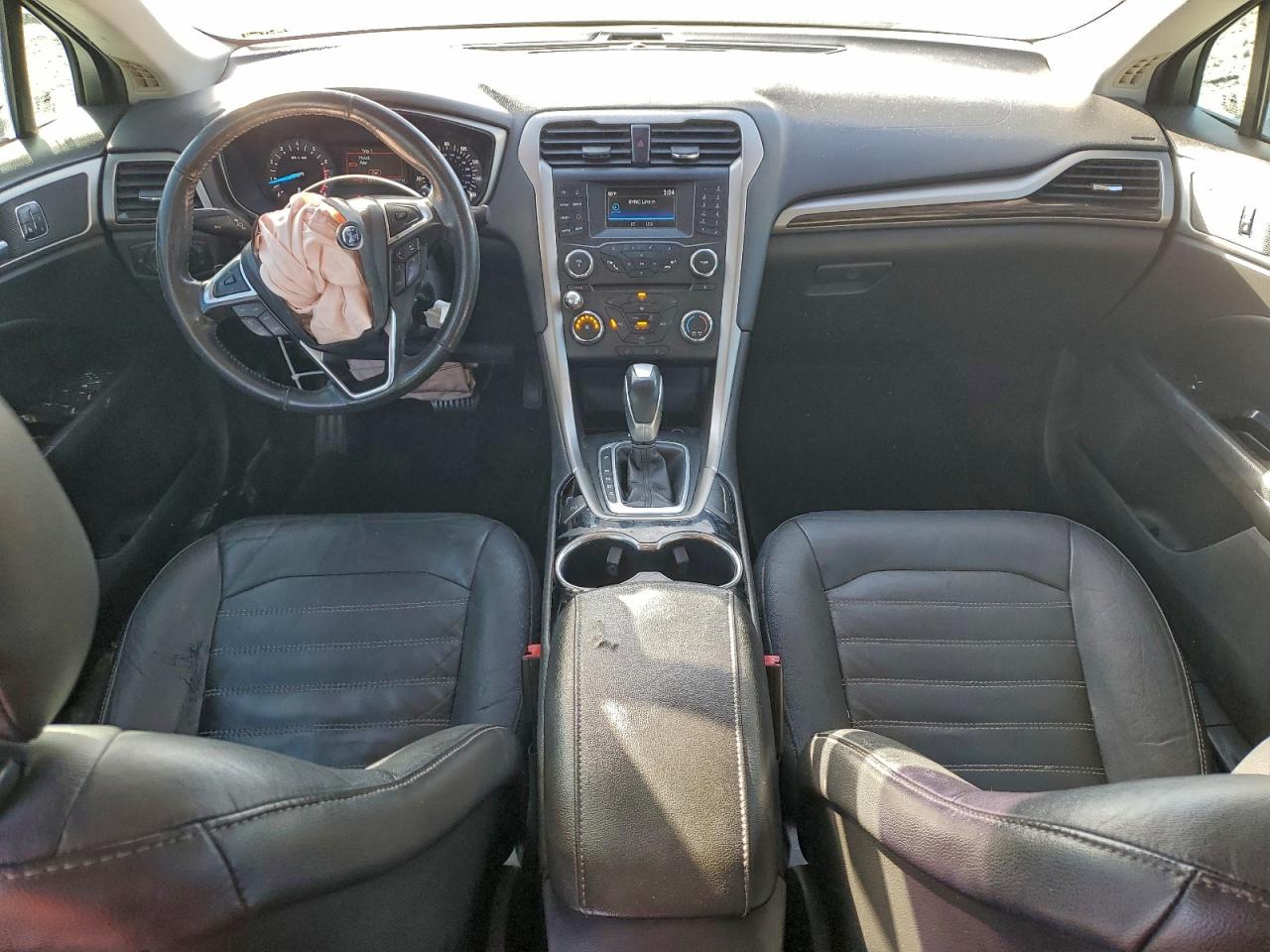 2014 FORD FUSION SE photo 8