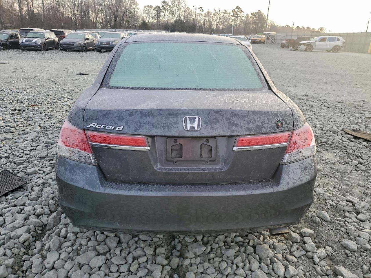 2012 HONDA ACCORD LX photo 6