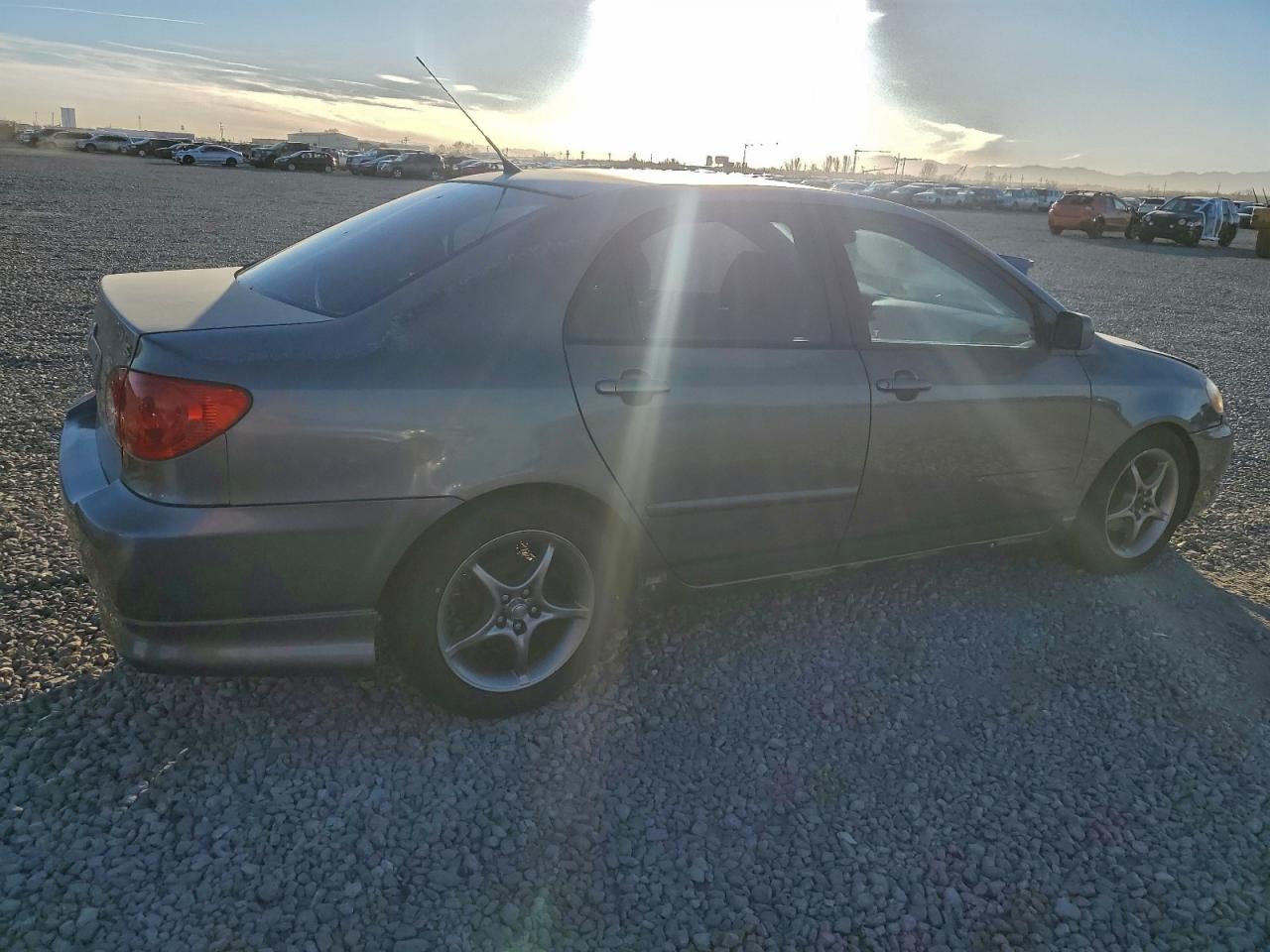 2004 TOYOTA COROLLA CE photo 3