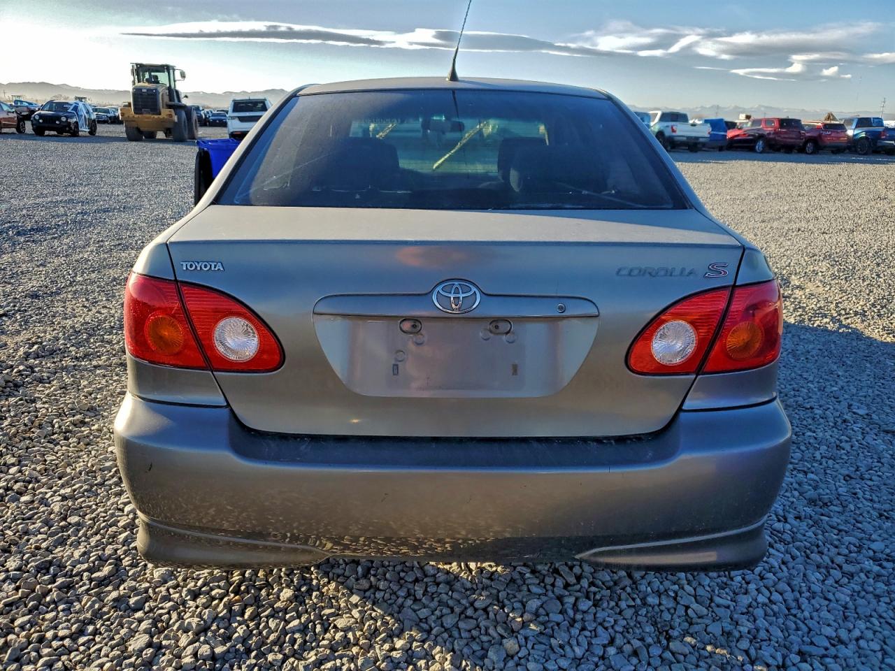 2004 TOYOTA COROLLA CE photo 6