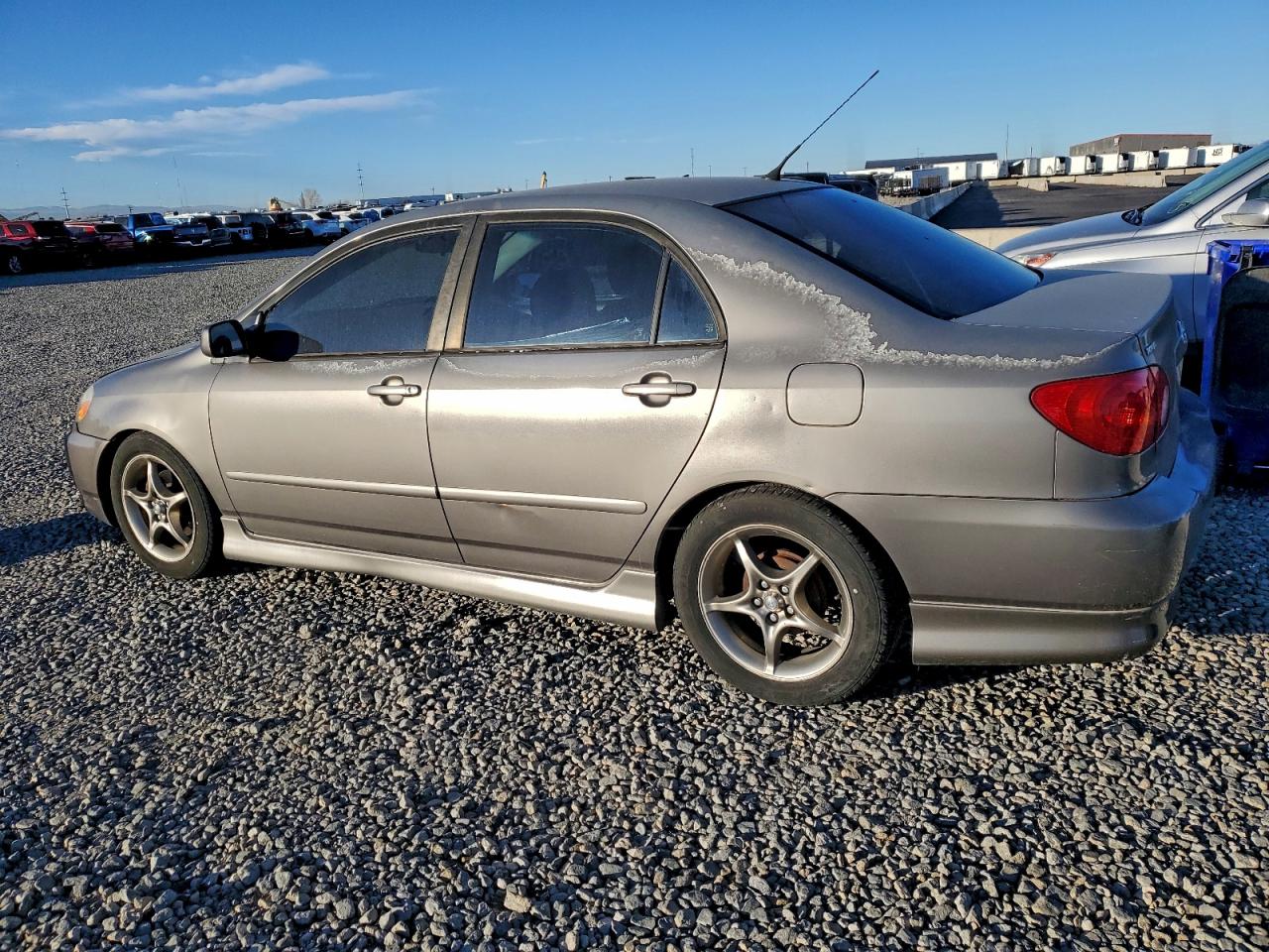 2004 TOYOTA COROLLA CE photo 2