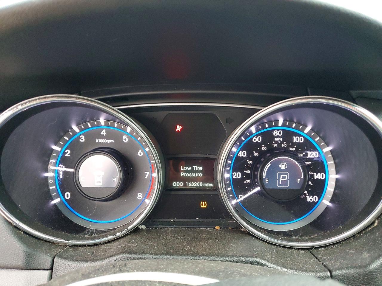 2014 HYUNDAI SONATA GLS photo 17