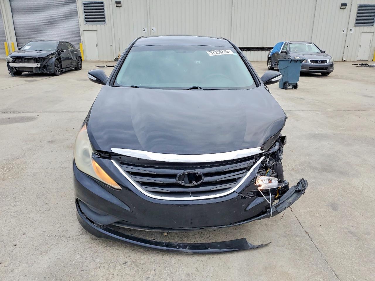 2014 HYUNDAI SONATA GLS photo 9