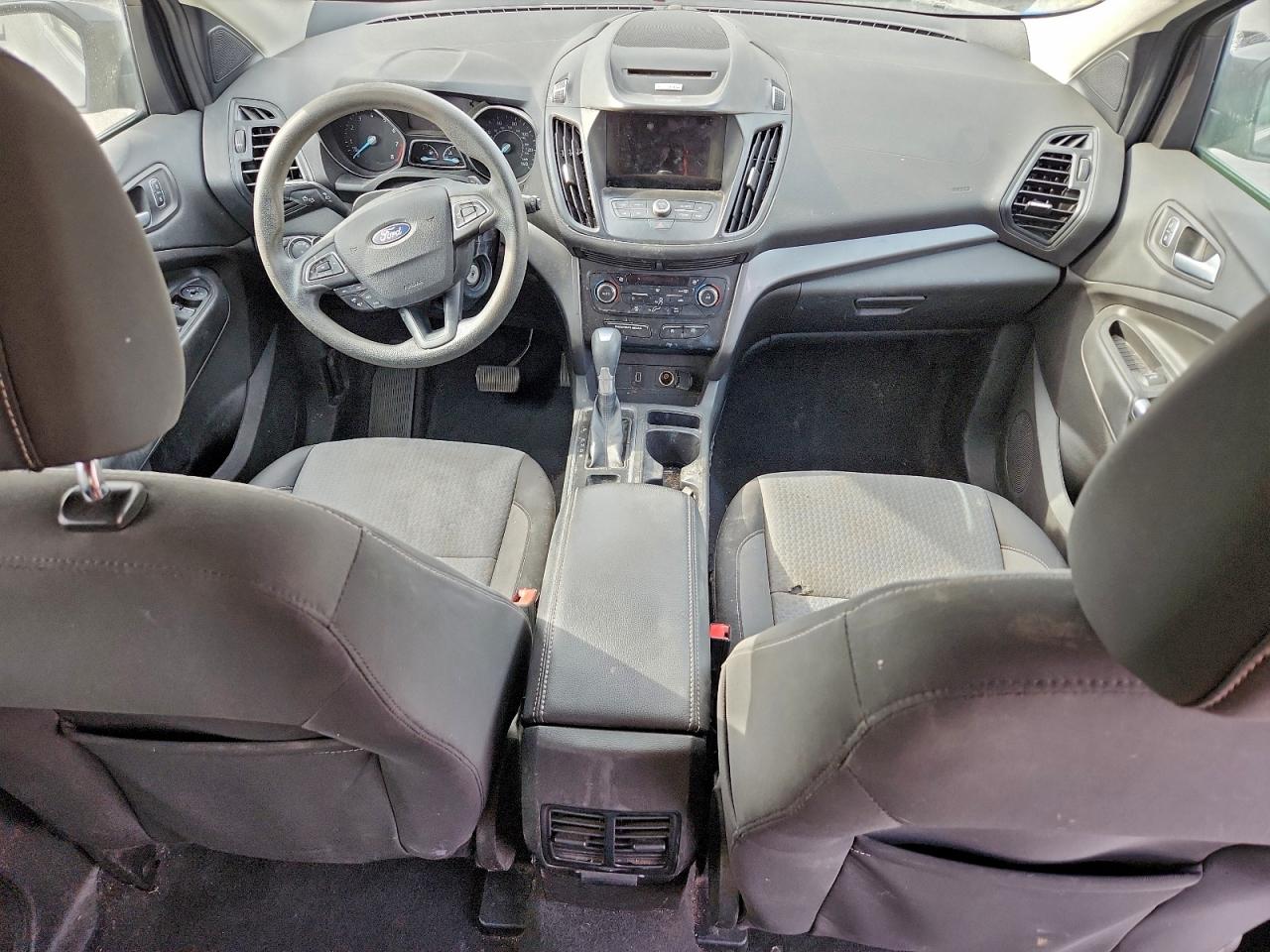 2017 FORD ESCAPE SE photo 22