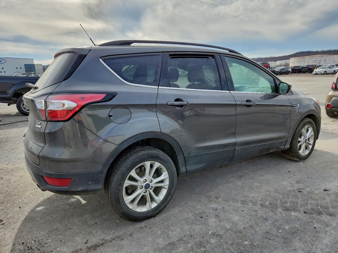 2017 FORD ESCAPE SE photo 7