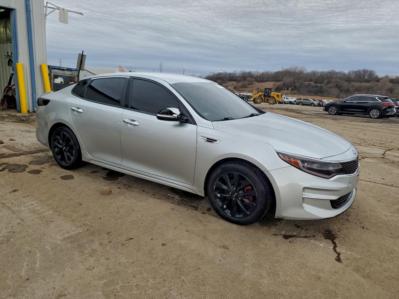 2016 KIA OPTIMA LX photo 4