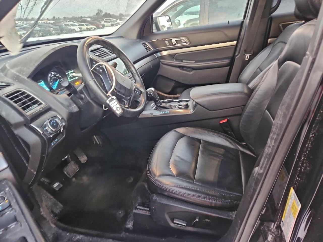 2018 FORD EXPLORER XLT photo 7