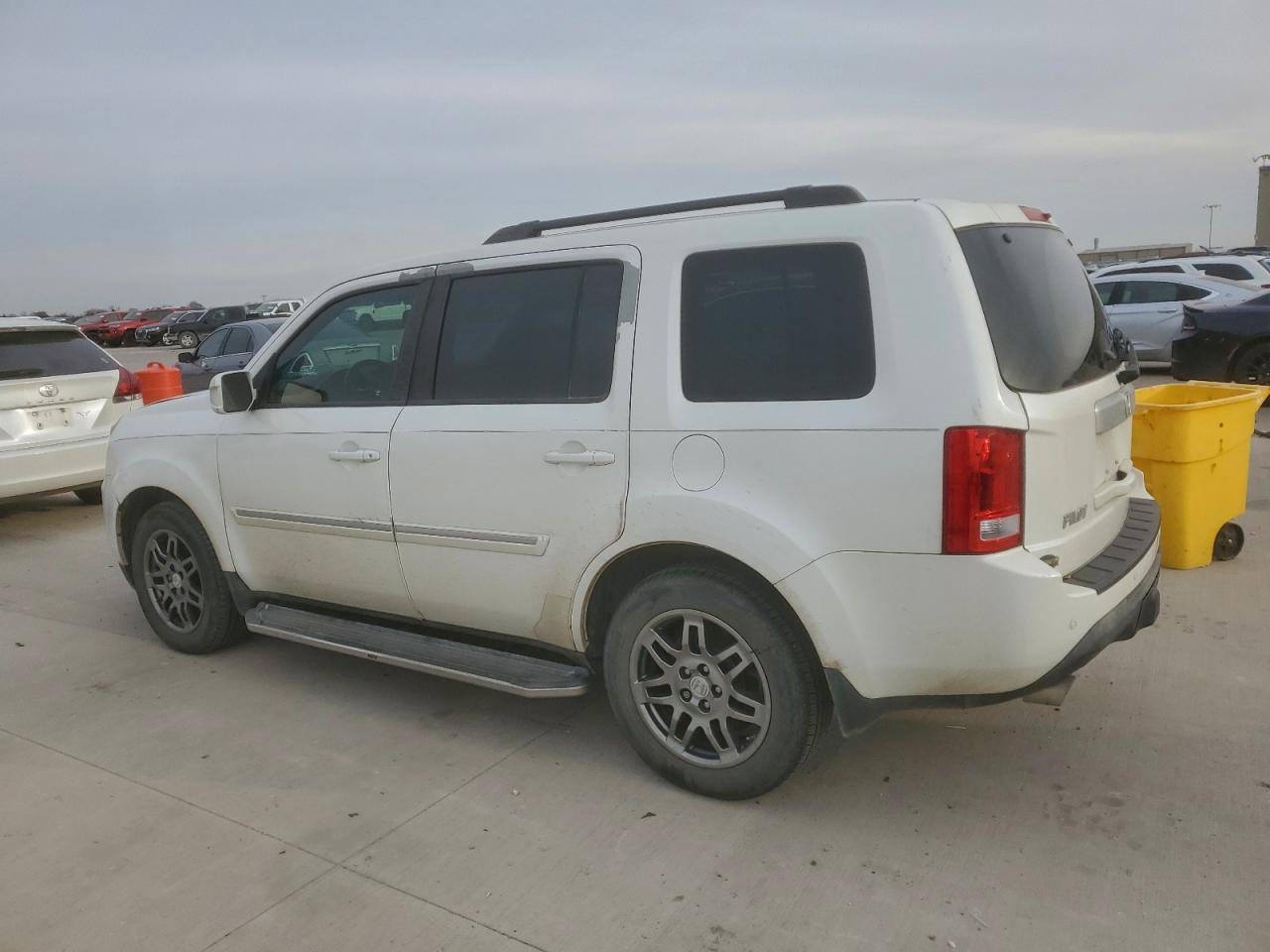 2013 HONDA PILOT TOURING photo 3