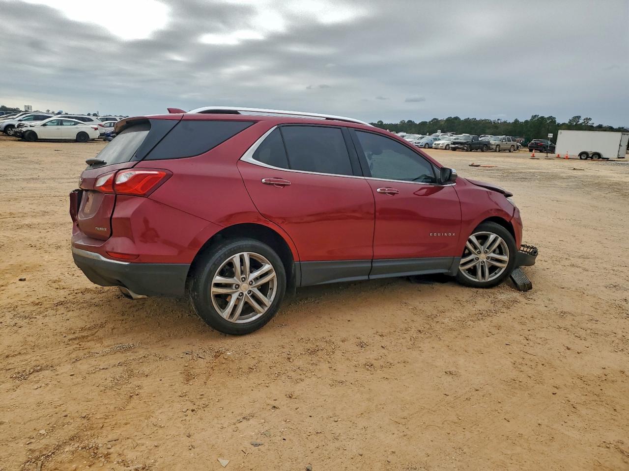 2020 CHEVROLET EQUINOX PREMIER photo 5