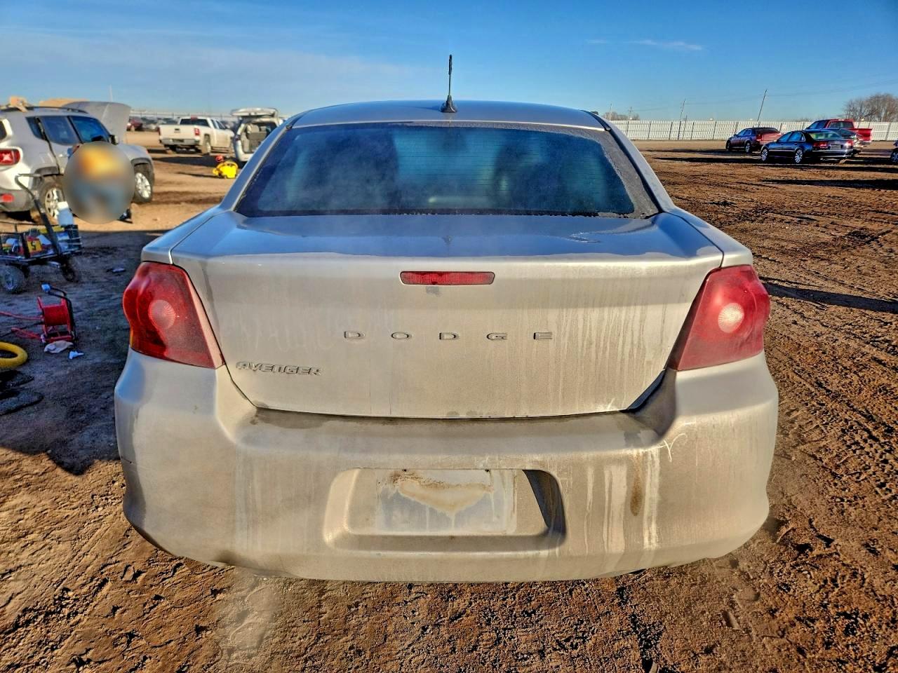 2011 DODGE AVENGER LUX photo 11
