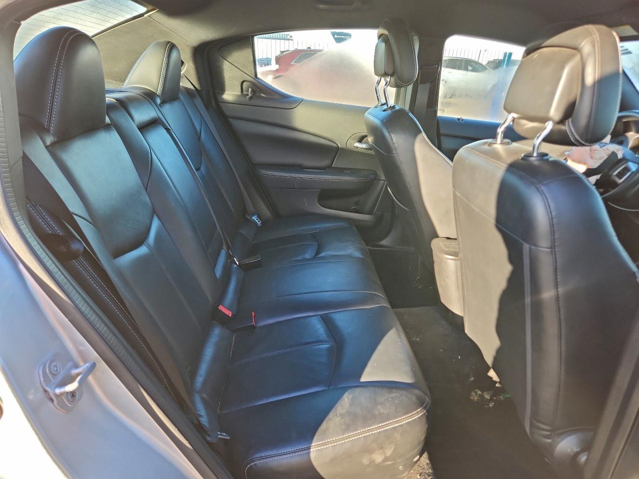 2011 DODGE AVENGER LUX photo 19
