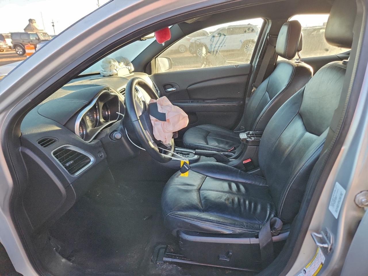 2011 DODGE AVENGER LUX photo 13