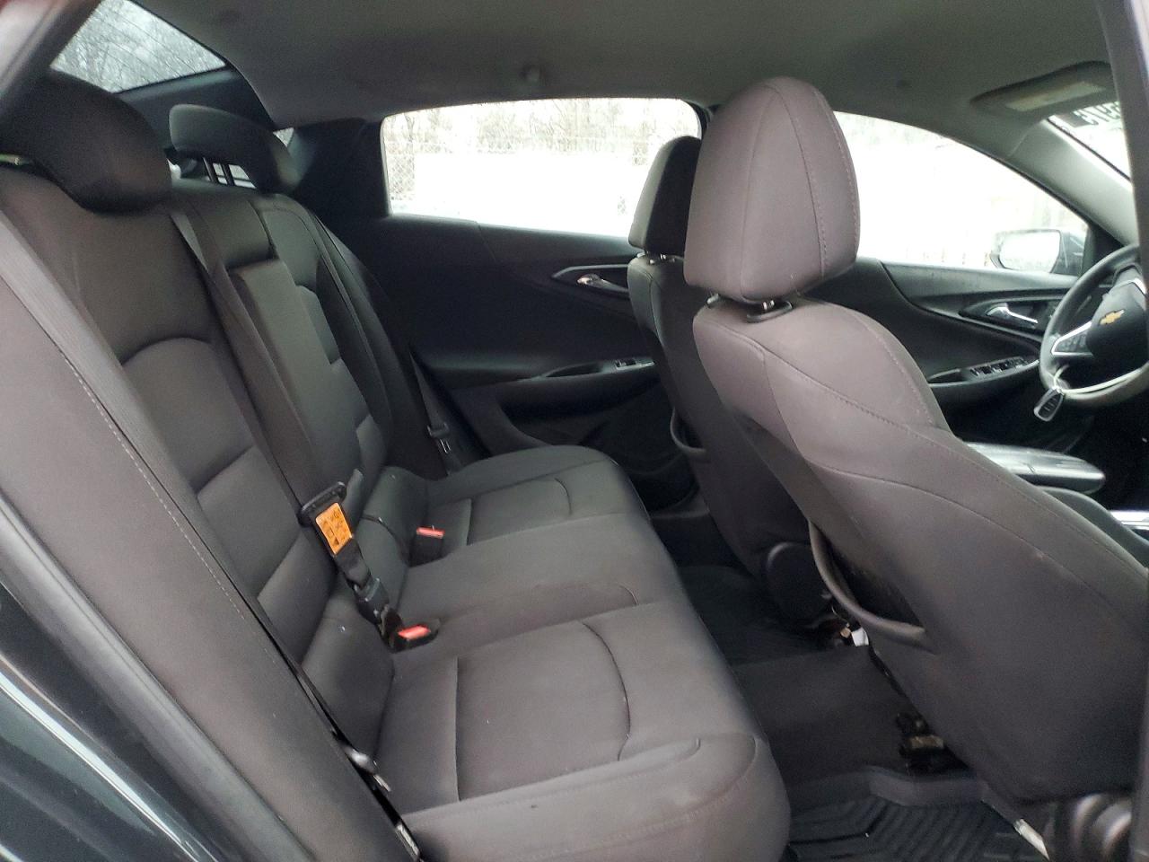 2018 CHEVROLET MALIBU LT photo 10