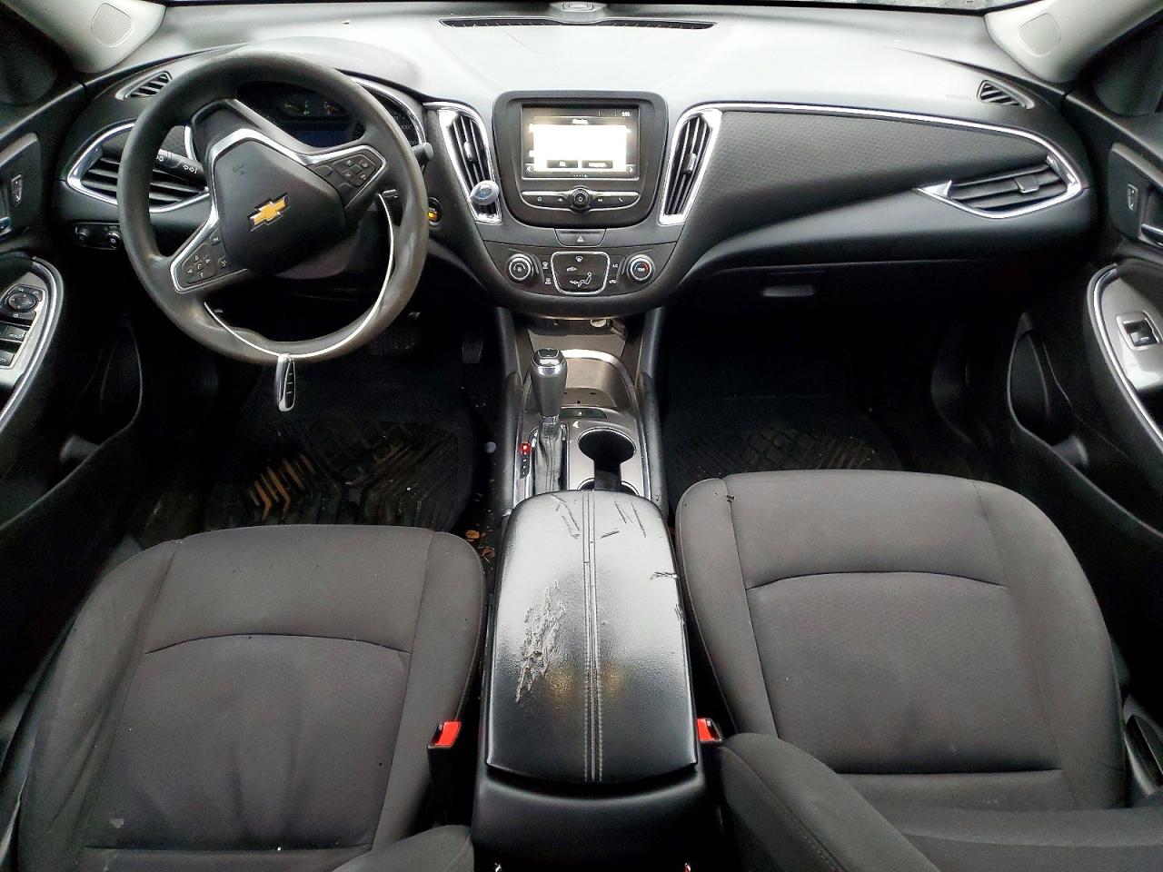 2018 CHEVROLET MALIBU LT photo 8