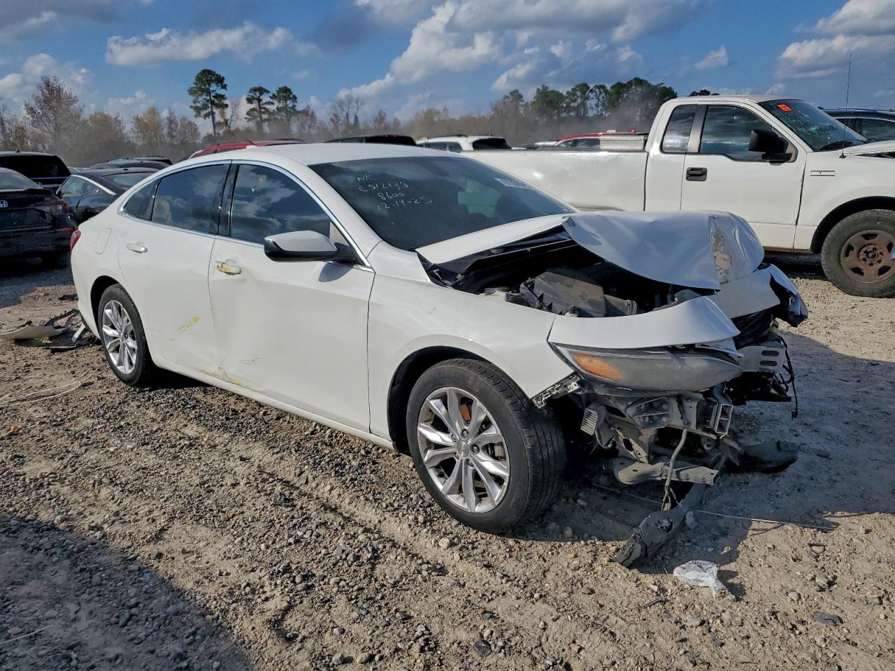 2020 CHEVROLET MALIBU LT photo 4