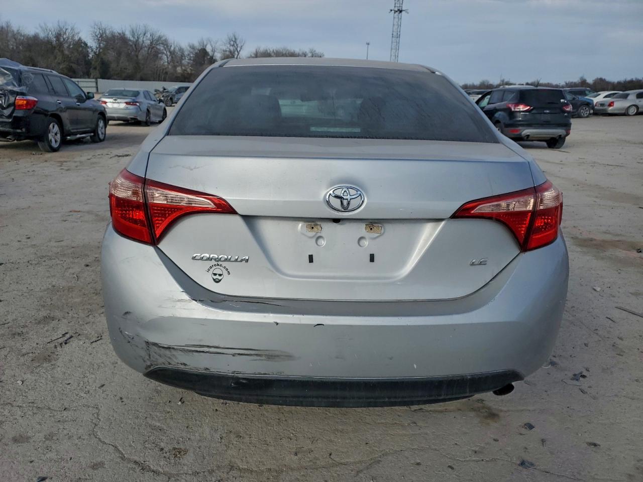 2019 TOYOTA COROLLA LE photo 11