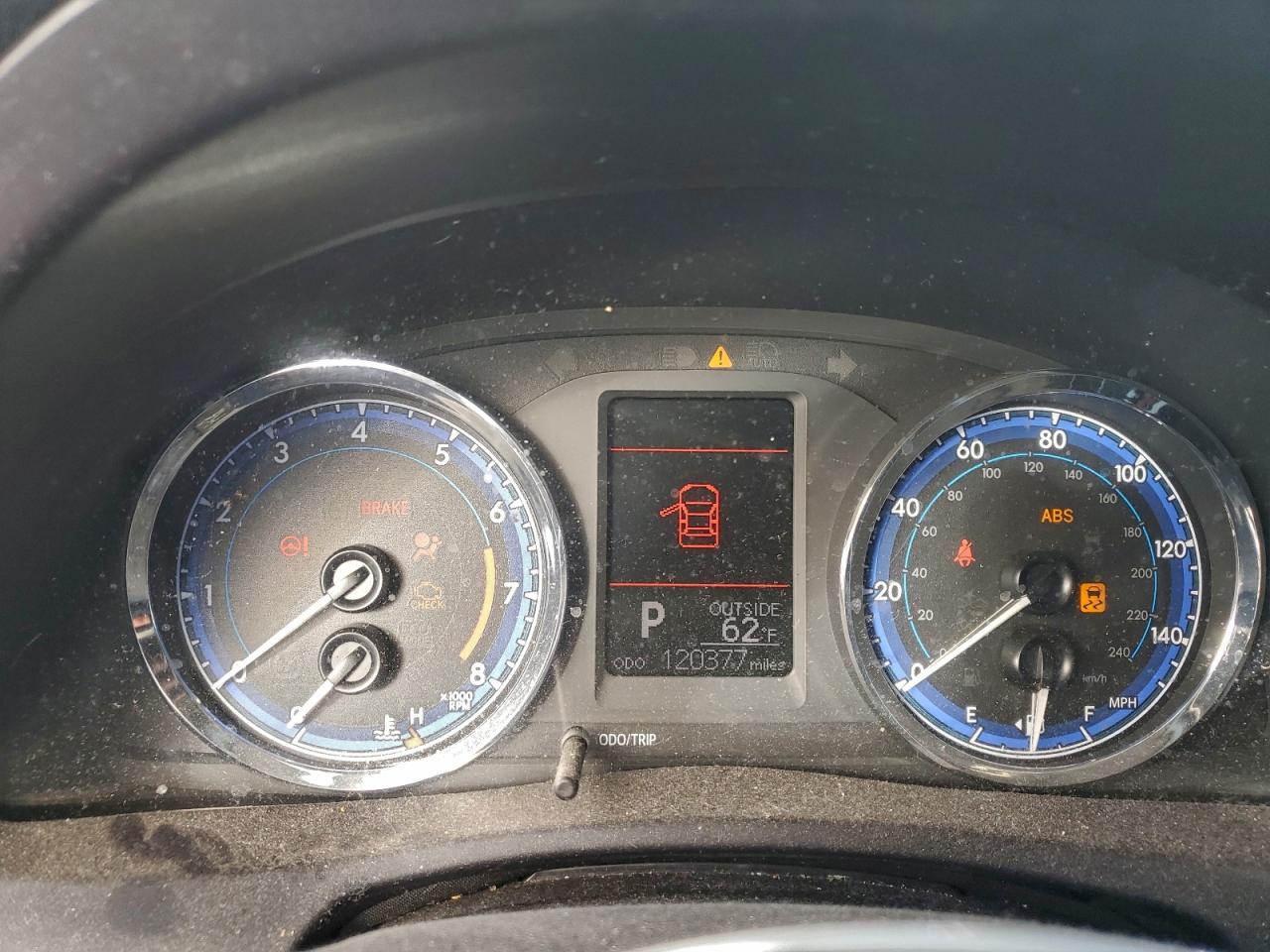 2019 TOYOTA COROLLA LE photo 17
