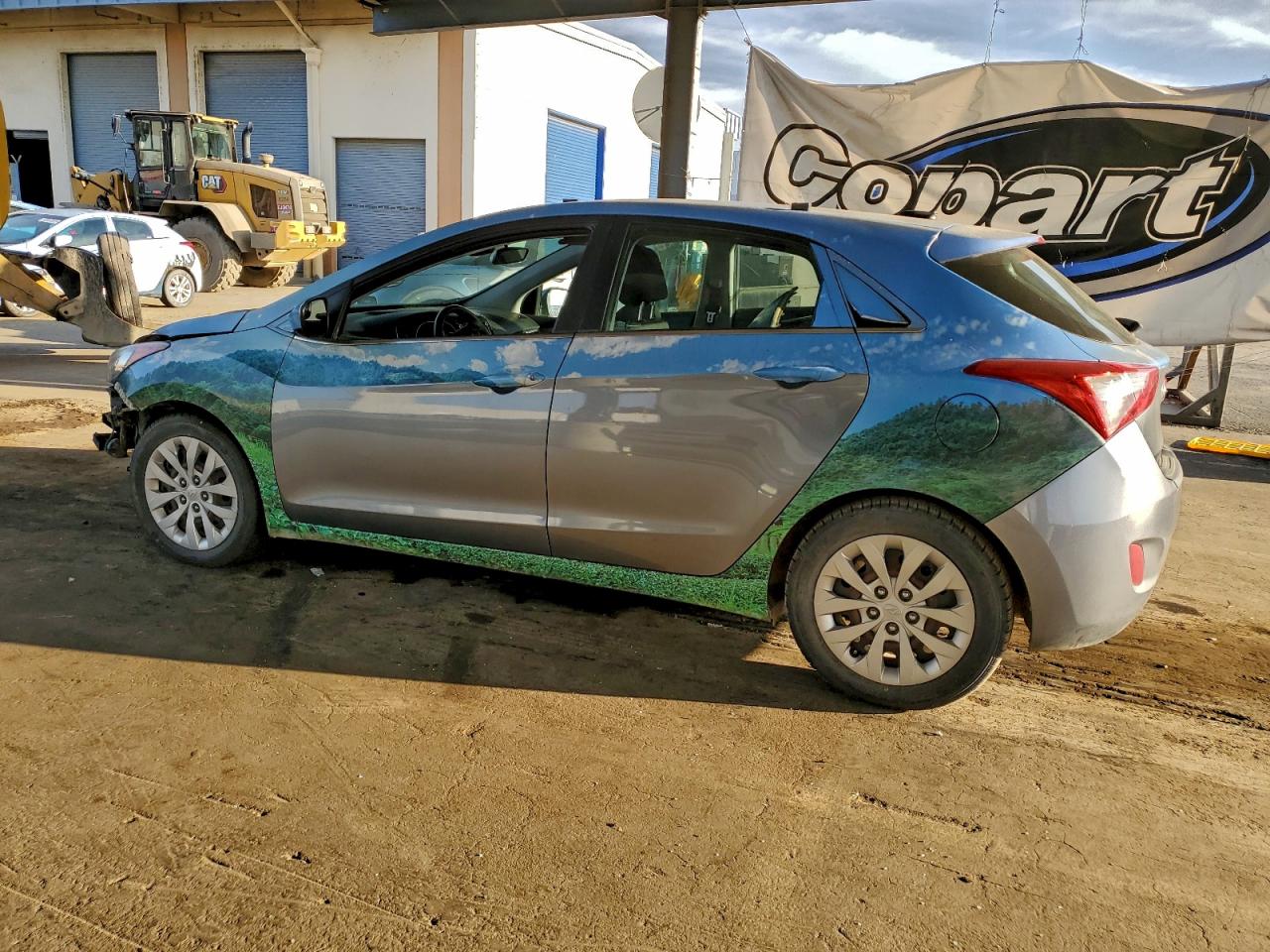 2017 HYUNDAI ELANTRA GT photo 3