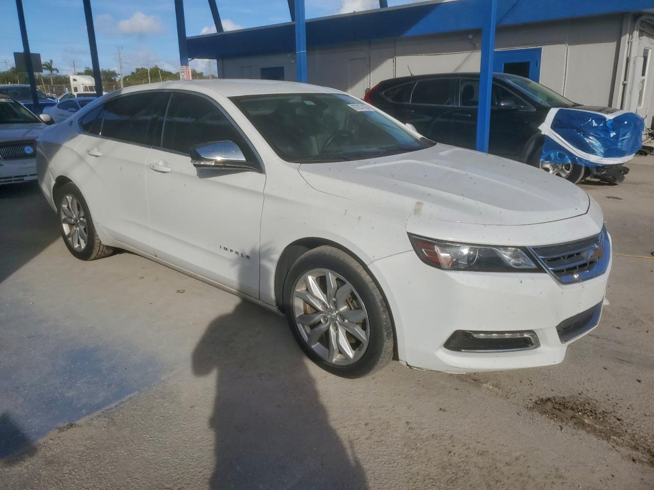 2018 CHEVROLET IMPALA LT photo 4