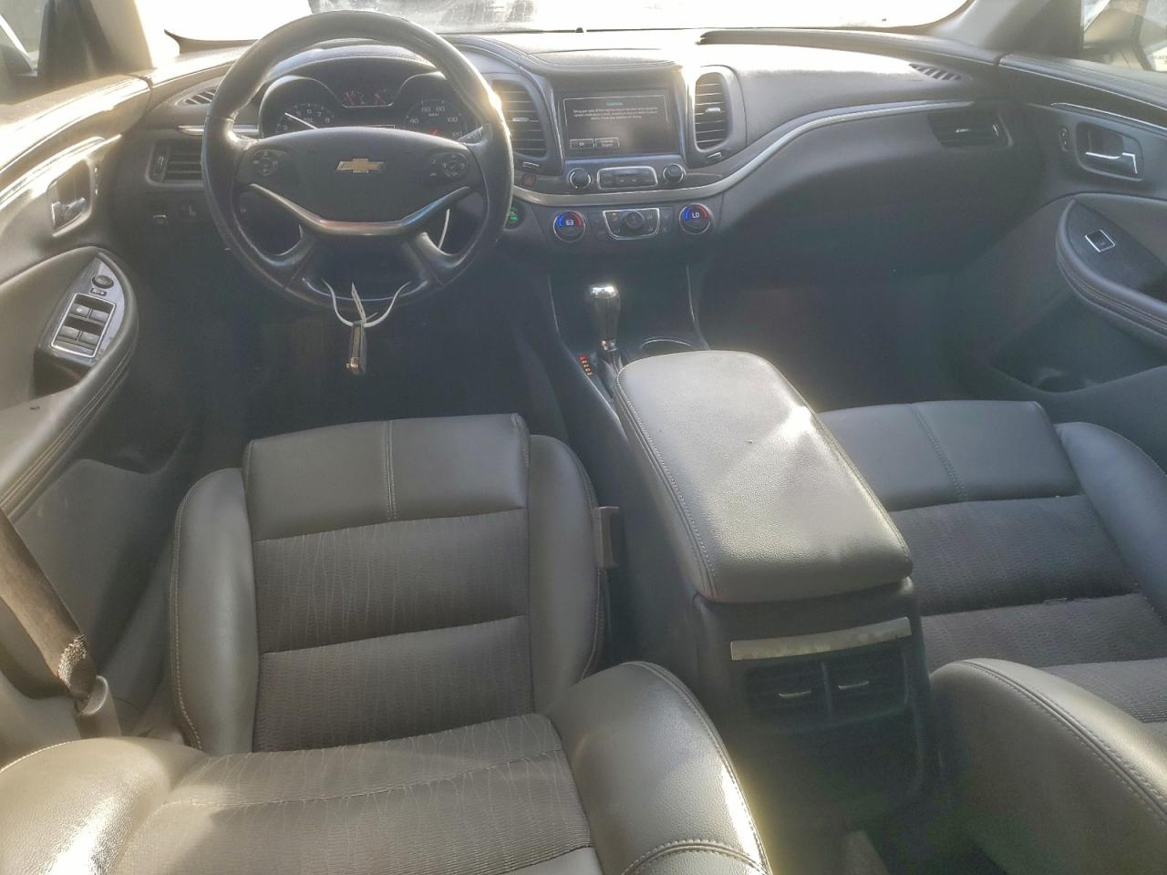2018 CHEVROLET IMPALA LT photo 8