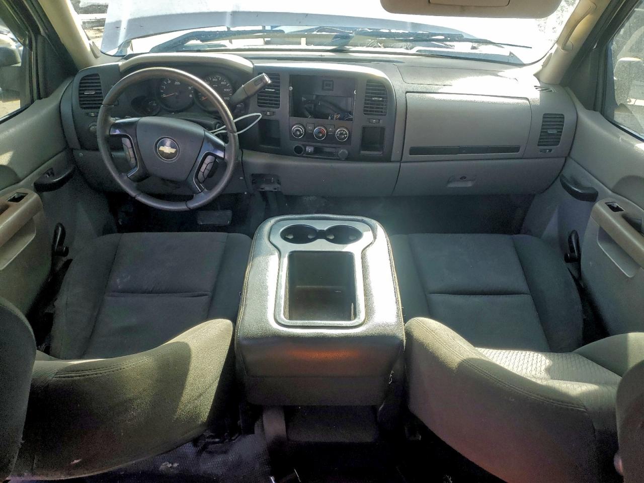 2013 CHEVROLET SILVERADO K1500 photo 8