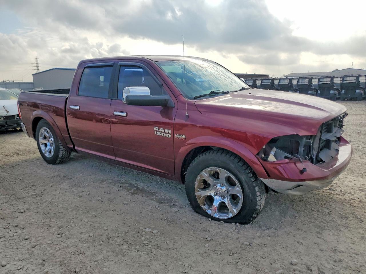 2016 RAM 1500 LARAMIE photo 4