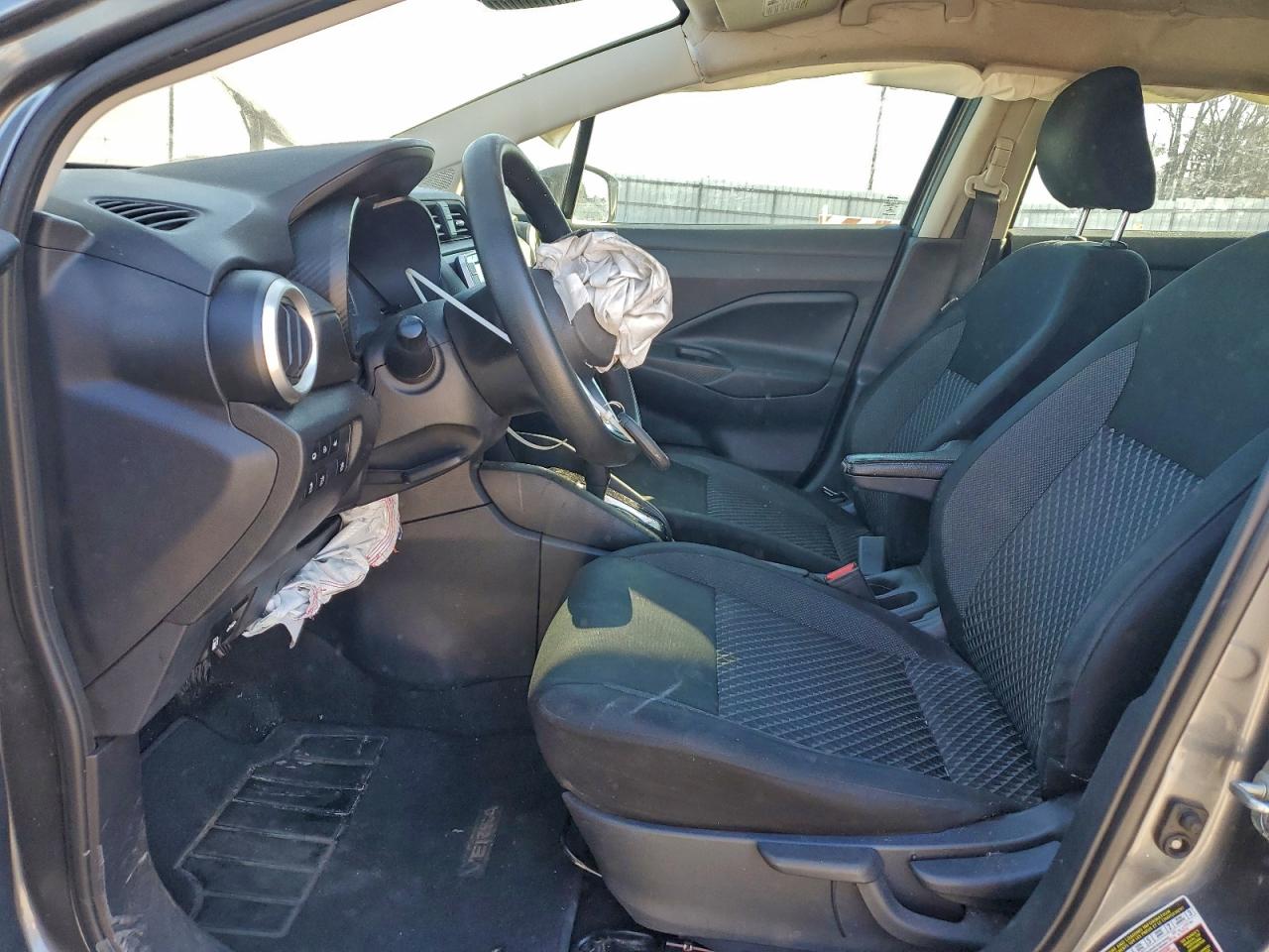 2020 NISSAN VERSA S photo 7