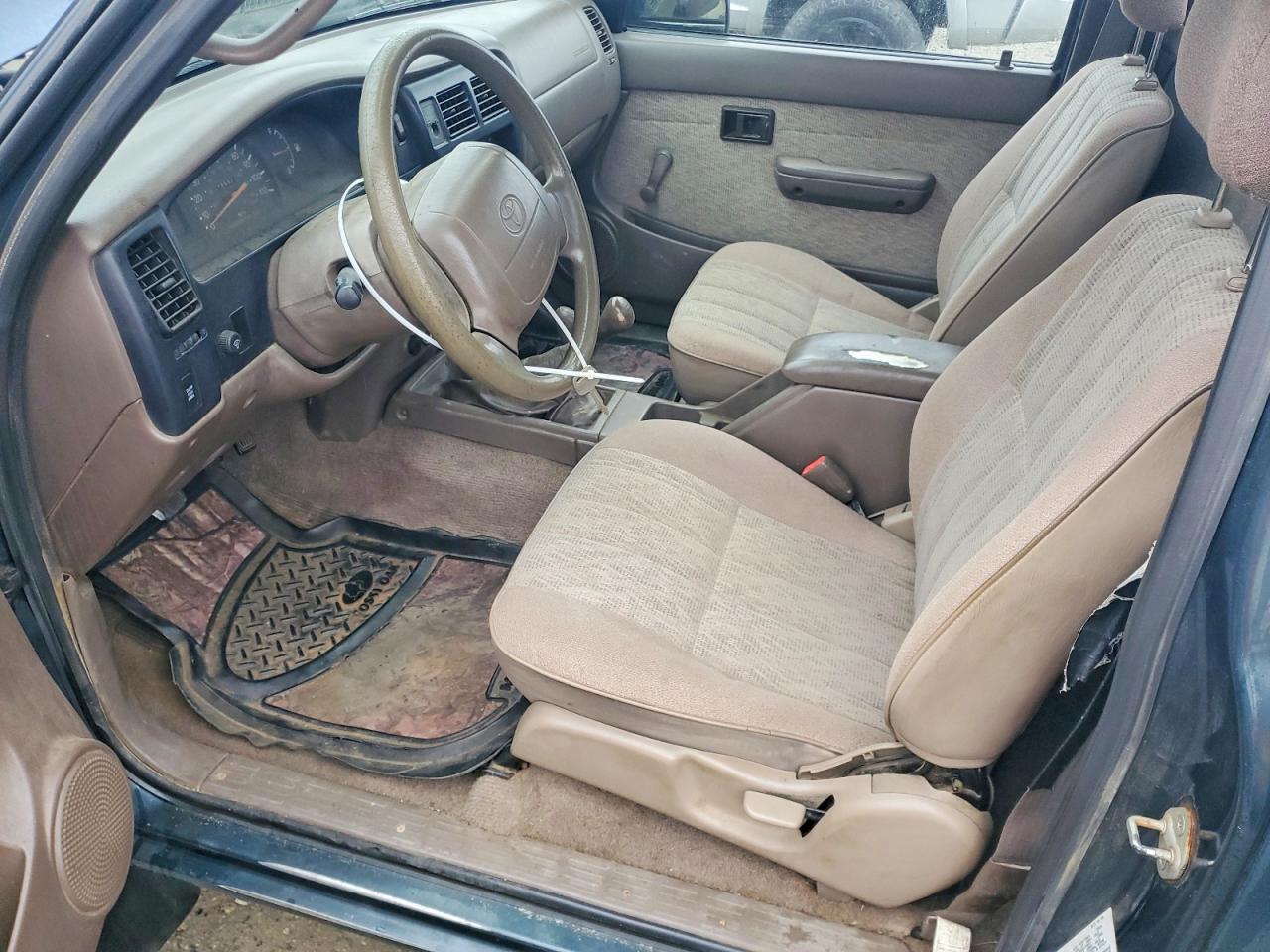 1998 TOYOTA TACOMA photo 19
