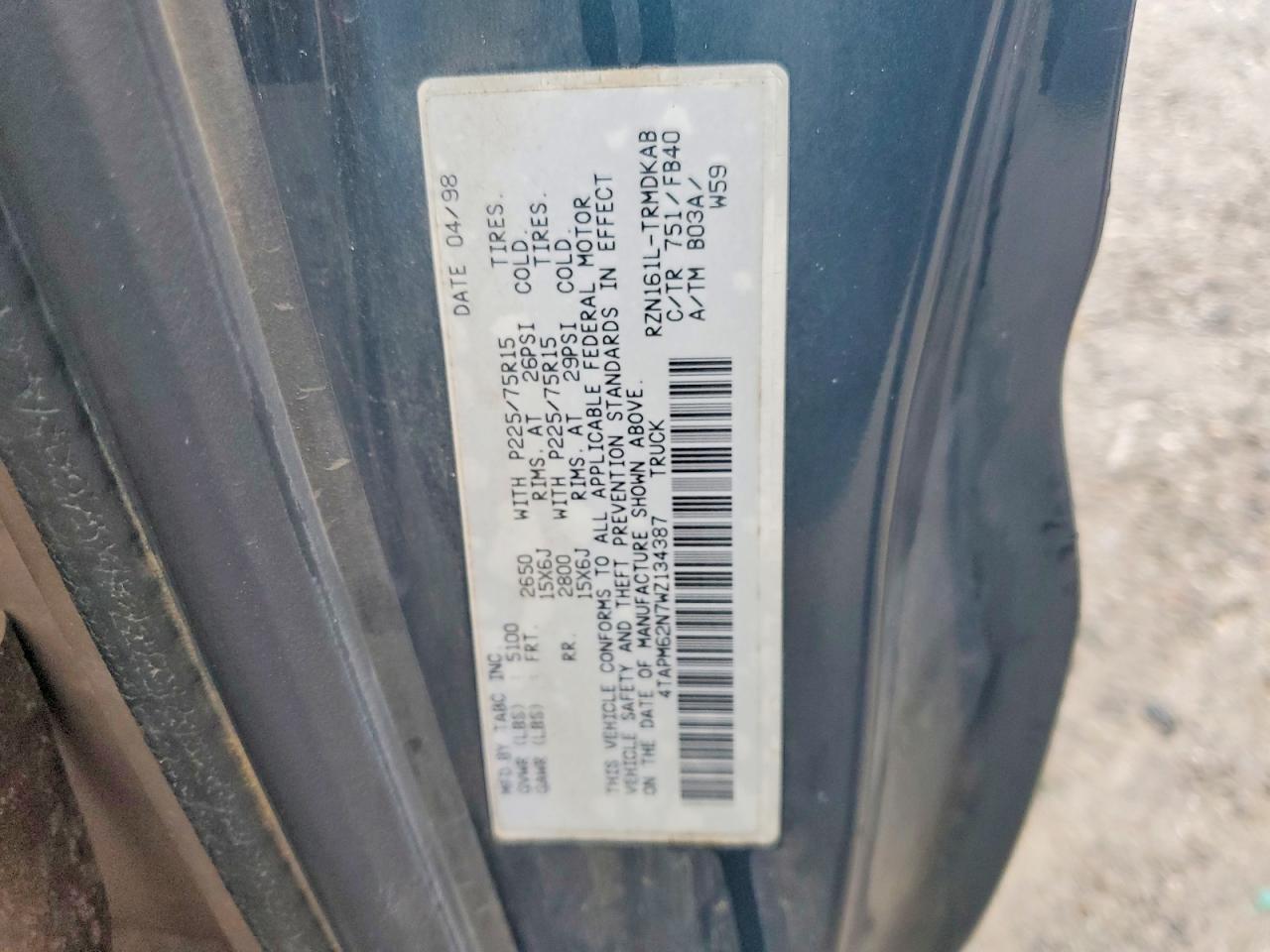 1998 TOYOTA TACOMA photo 34