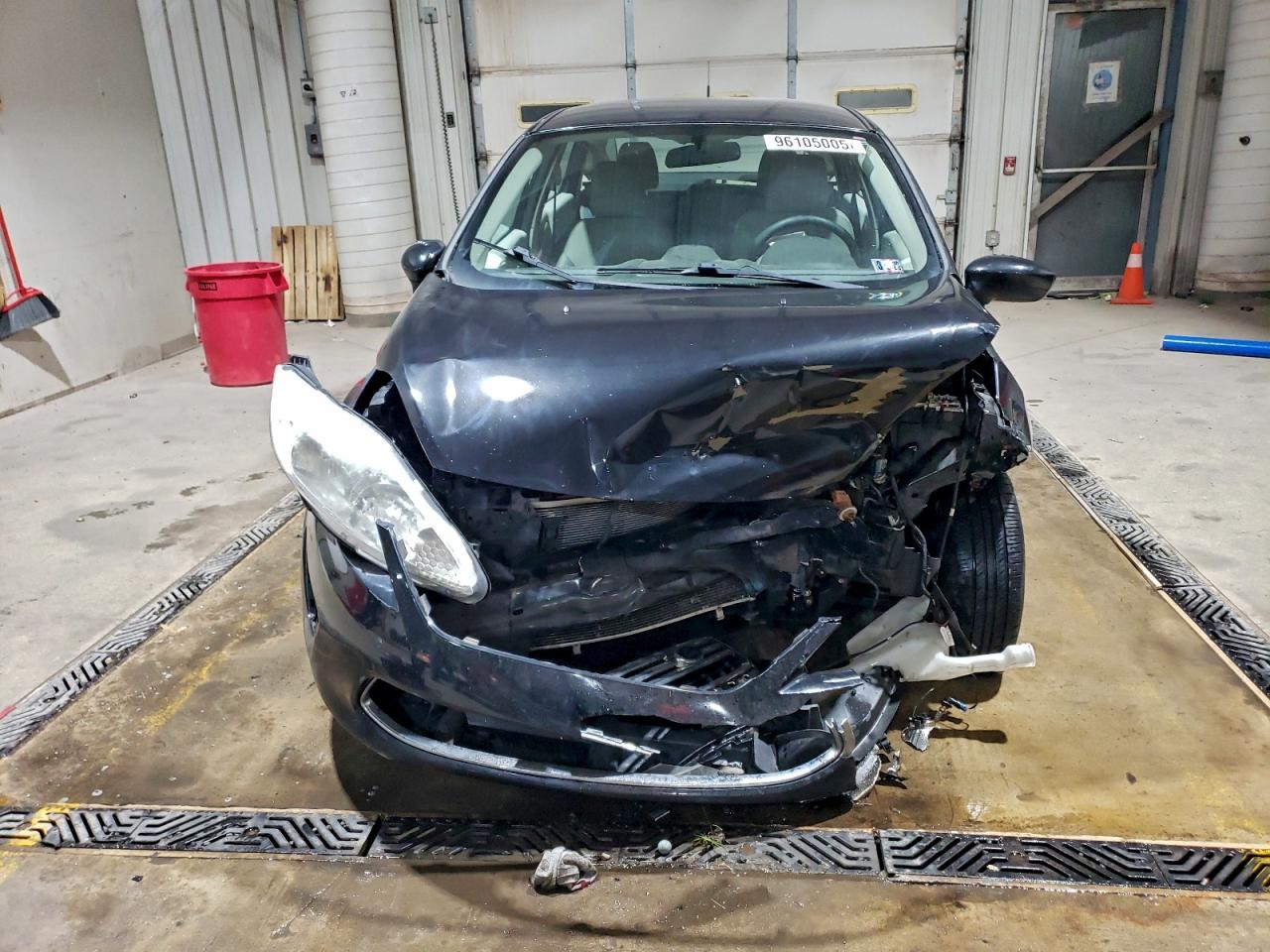 2012 FORD FIESTA SE photo 17