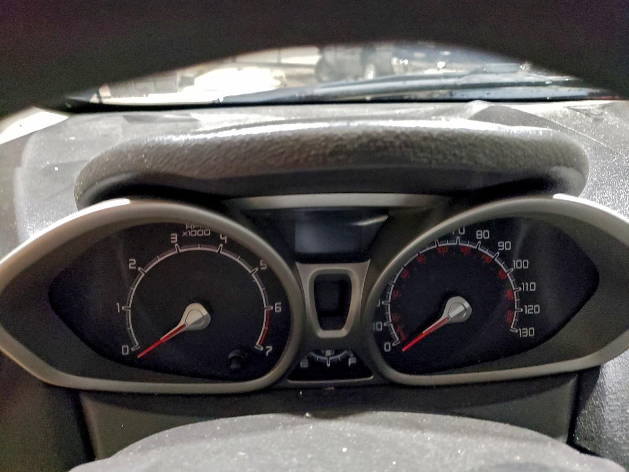2012 FORD FIESTA SE photo 33