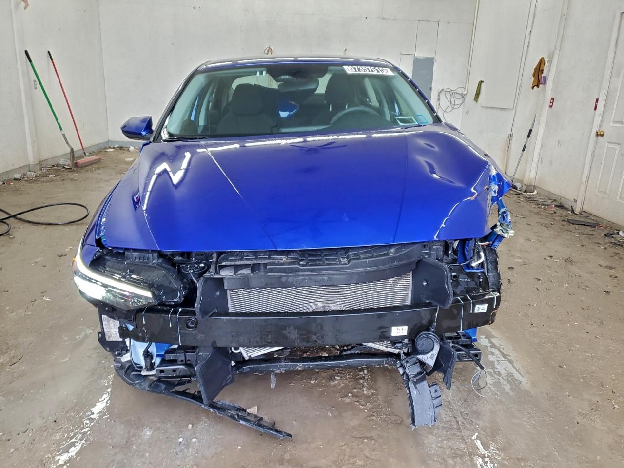 2024 HYUNDAI ELANTRA SEL photo 5