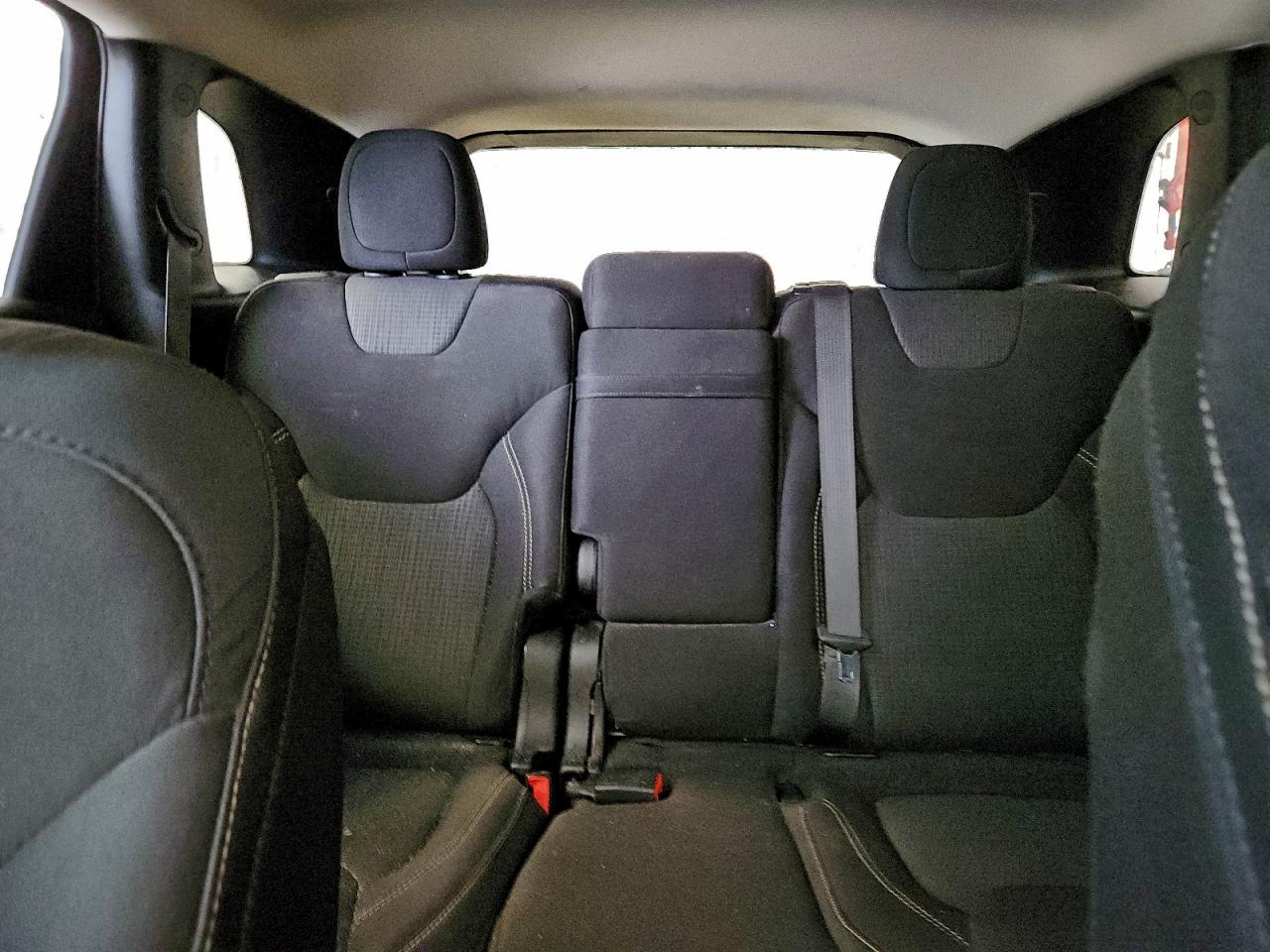 2015 JEEP CHEROKEE LATITUDE photo 10