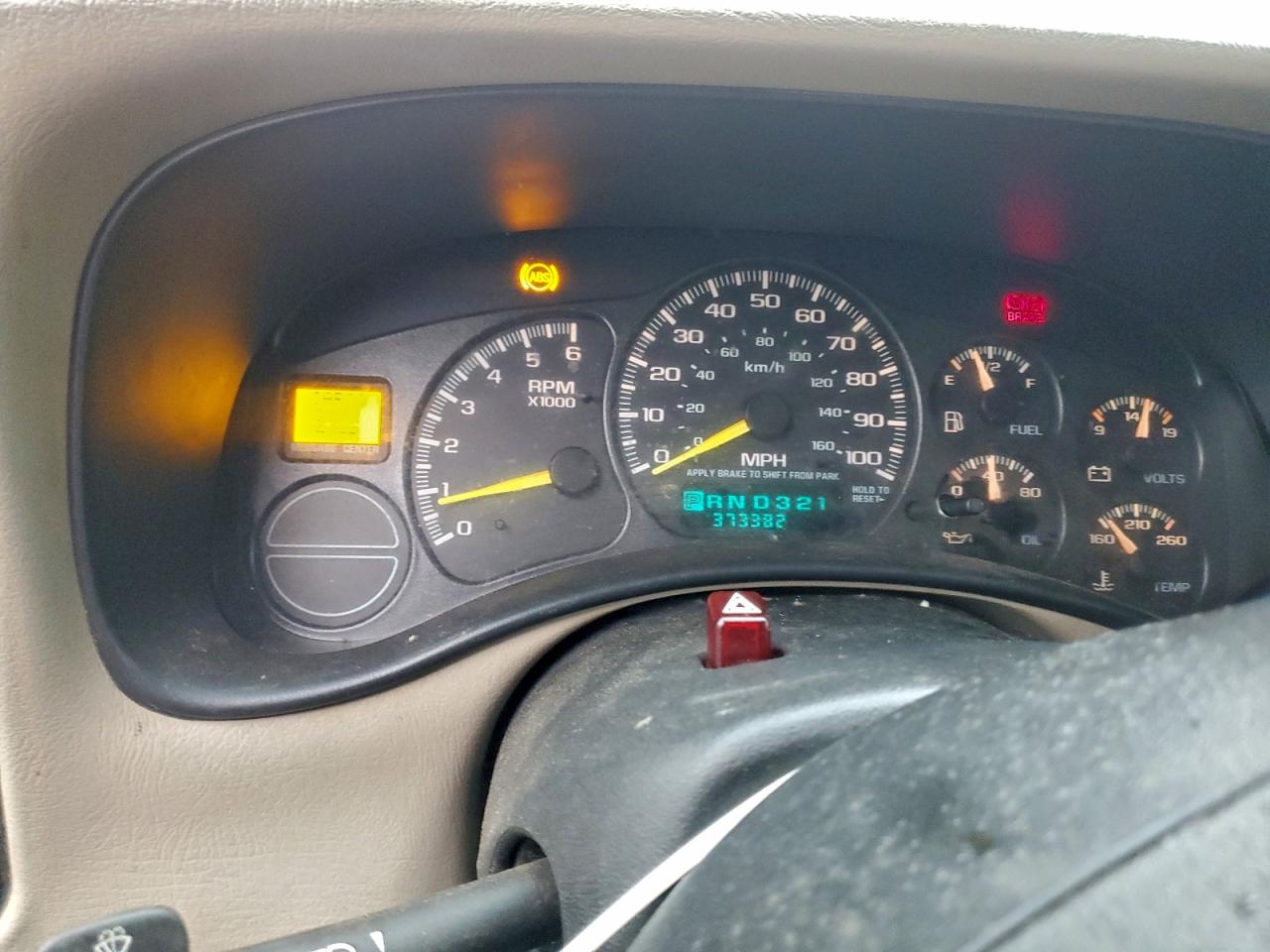 2001 CHEVROLET SUBURBAN K1500 photo 17