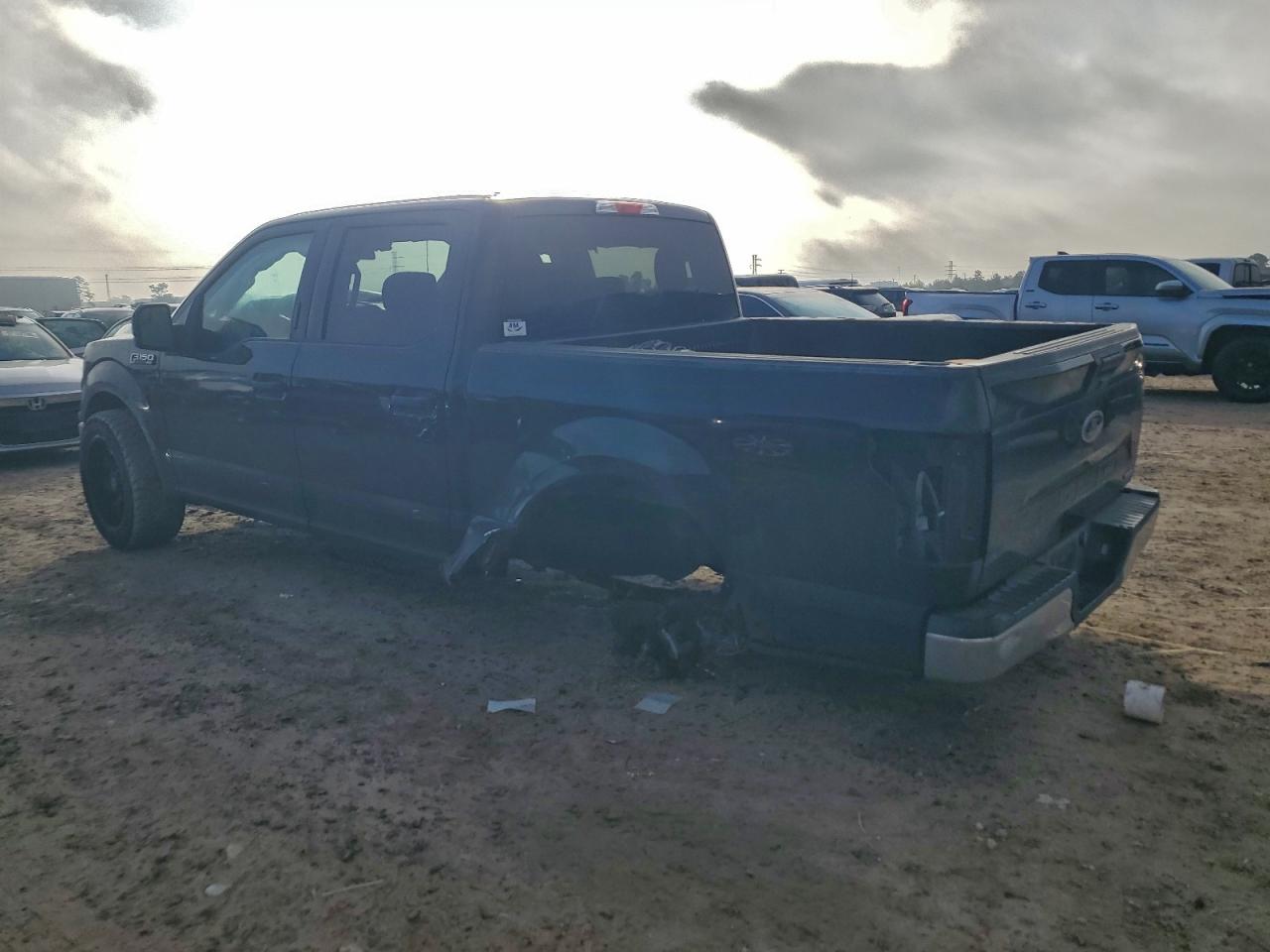 2018 FORD F150 SUPERCREW photo 2