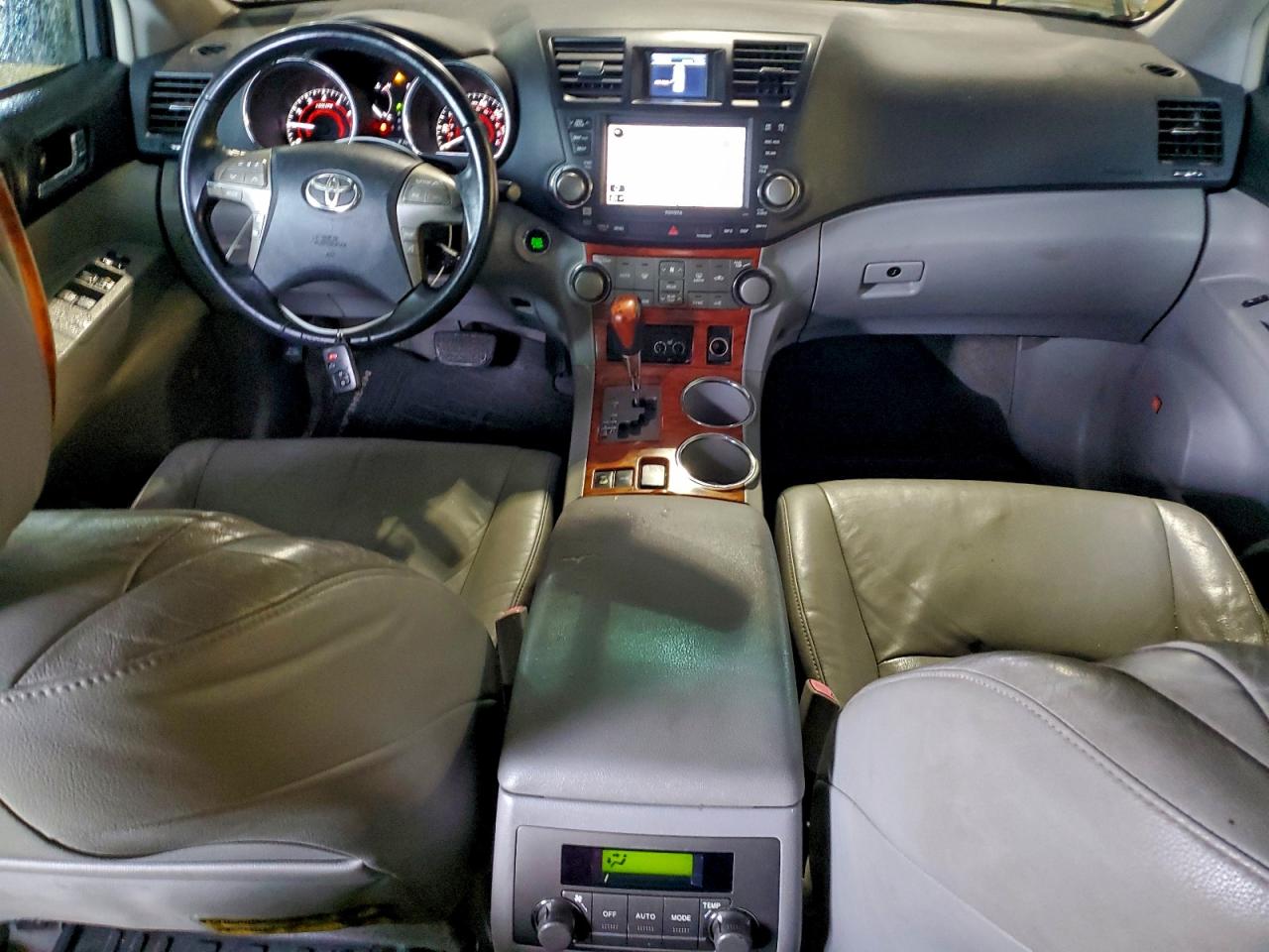 2009 TOYOTA HIGHLANDER LIMITED photo 8