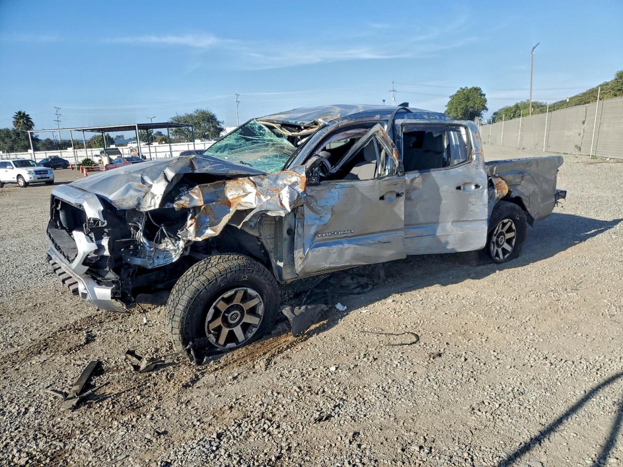 2017 TOYOTA TACOMA