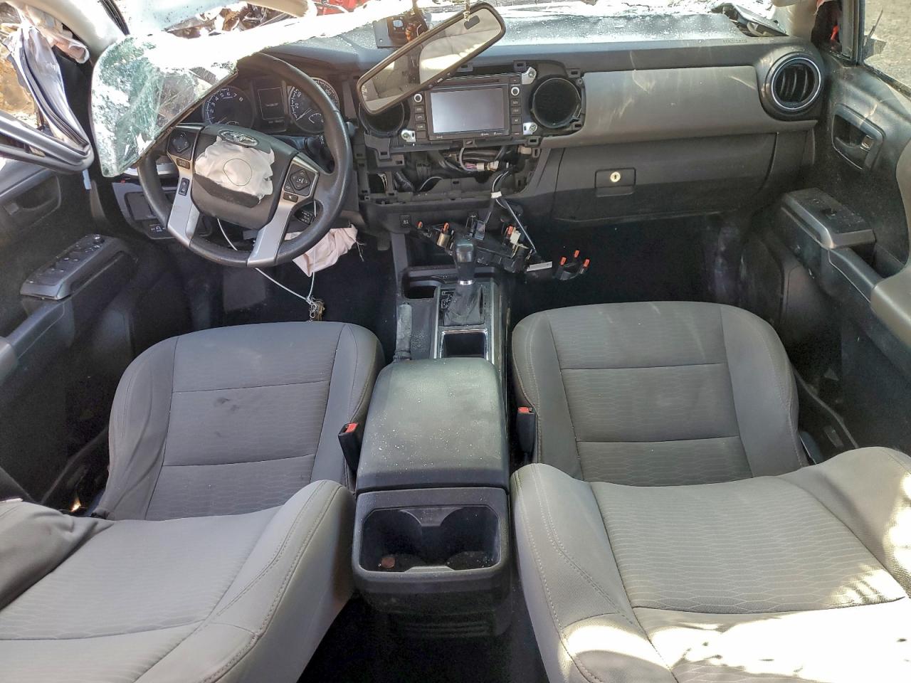2017 TOYOTA TACOMA DOUBLE CAB photo 8