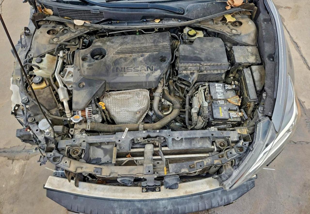 2017 NISSAN ALTIMA 2.5 SV photo 11