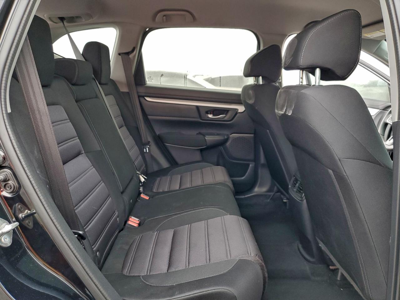 2018 HONDA CR-V LX photo 31