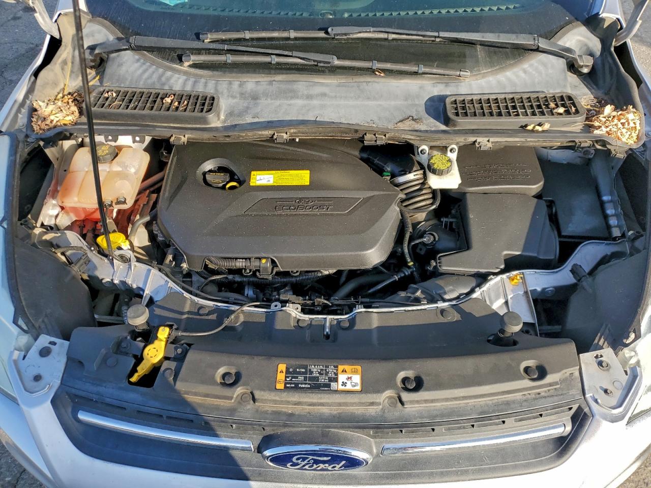 2015 FORD ESCAPE SE photo 31